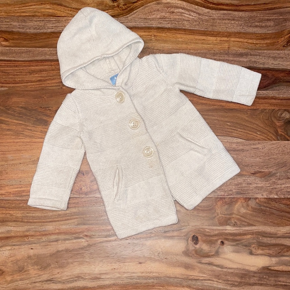 Baby Gap Neutral knit Cardigan size 12-18 Months
